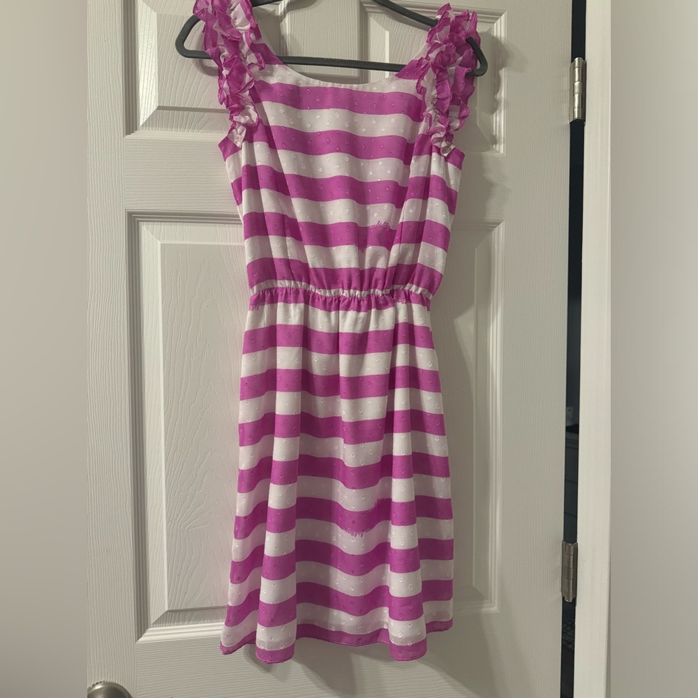 Lilly Pulitzer dress with ruffle sleeve detail.